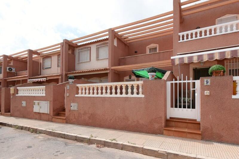 Villa til salg i Los Urrutias, Murcia