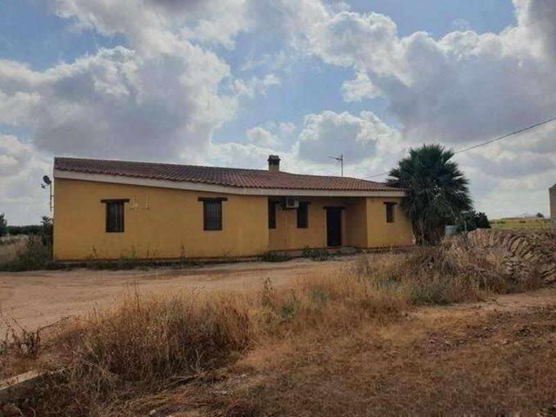 Villa for sale in Fuente Alamo, Murcia