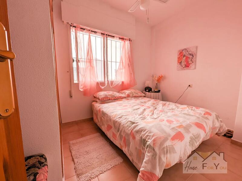 2 Cuarto Villa en venta