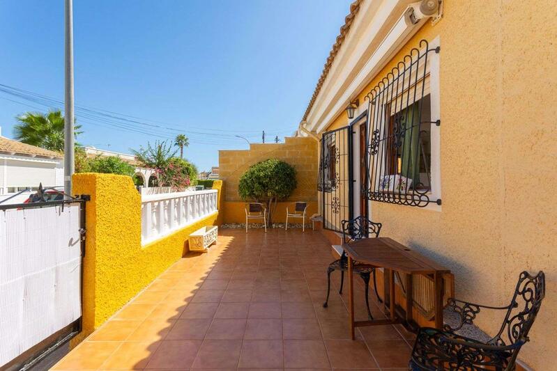 2 Cuarto Villa en venta