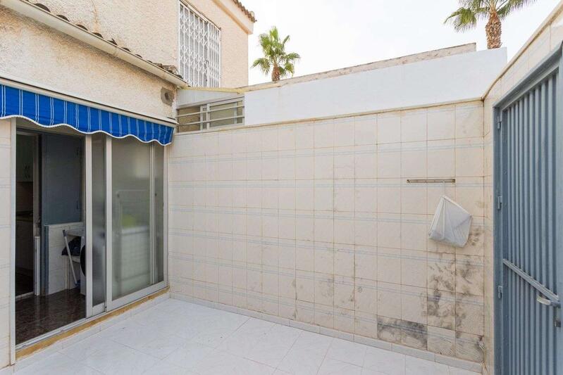 2 Cuarto Villa en venta