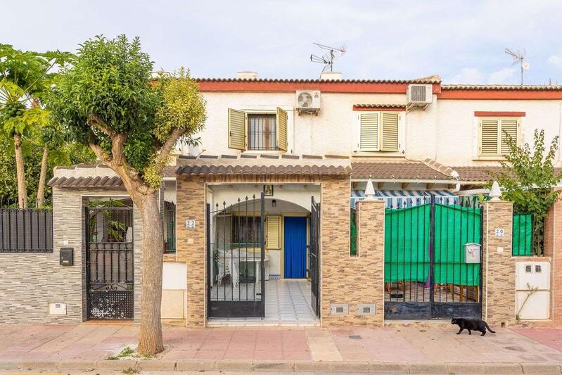 2 Cuarto Villa en venta