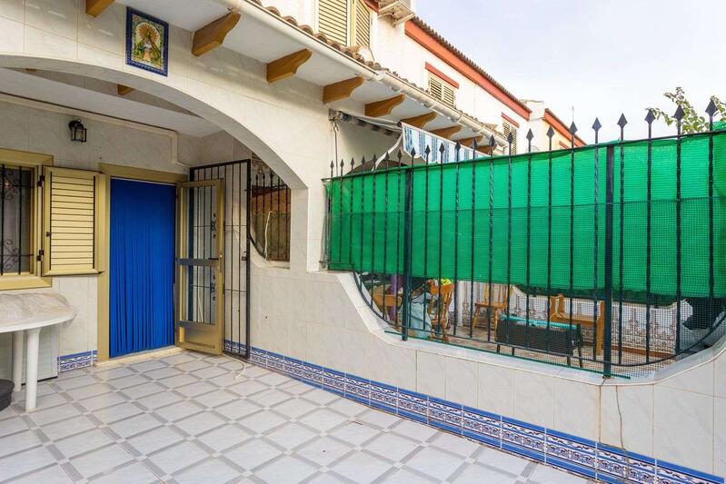 2 Cuarto Villa en venta