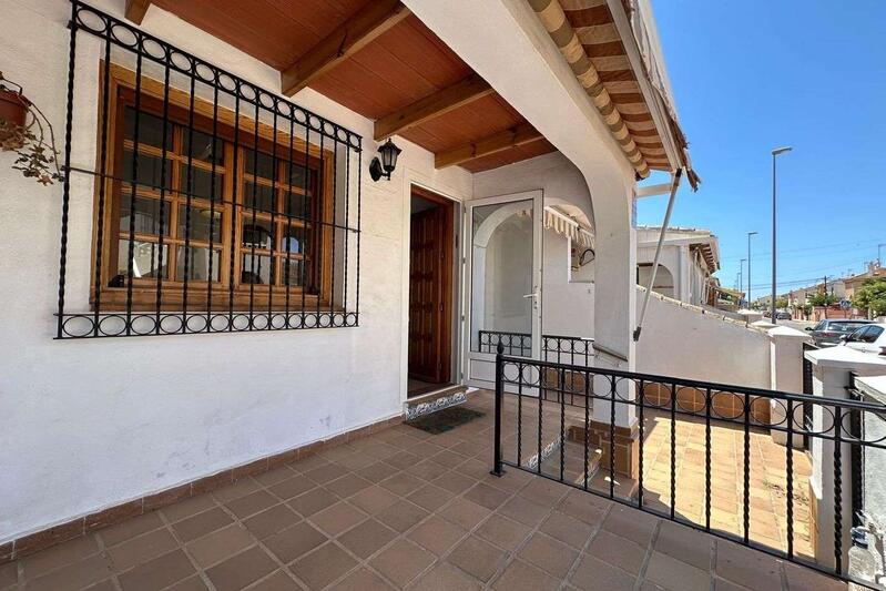 3 Cuarto Villa en venta