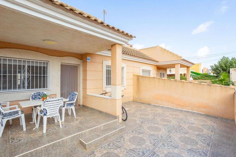 3 Cuarto Villa en venta