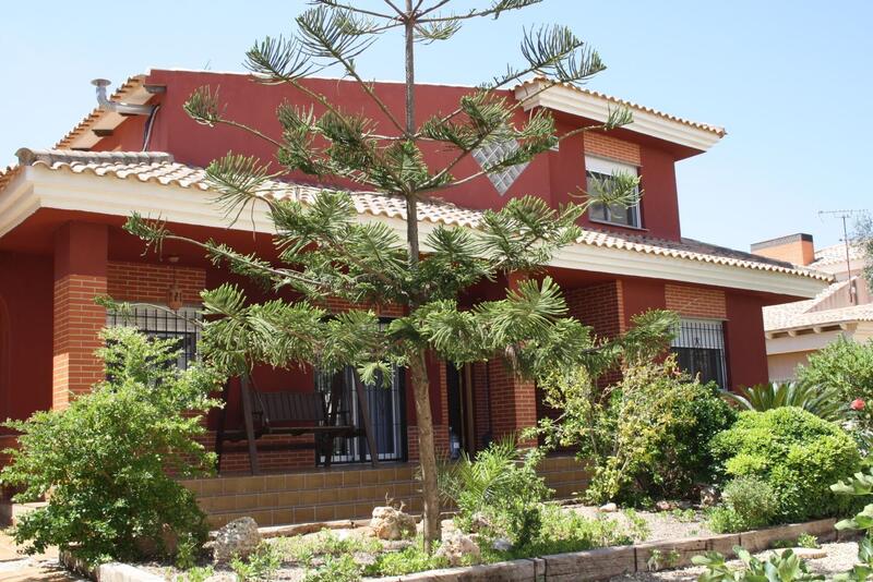 4 Cuarto Villa en venta