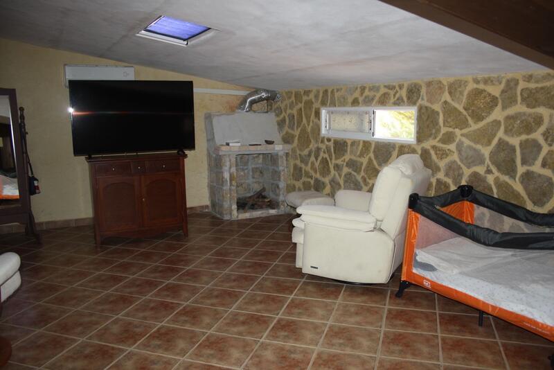 4 Cuarto Villa en venta