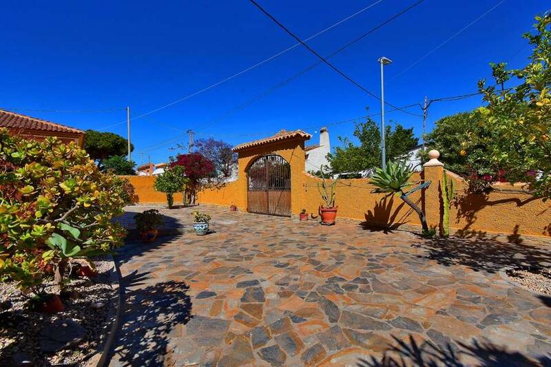 3 Cuarto Villa en venta