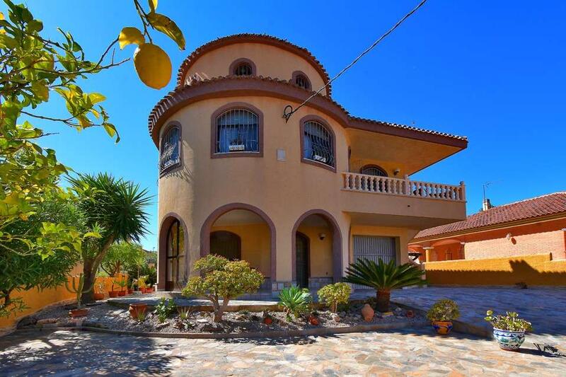 3 bedroom Villa for sale