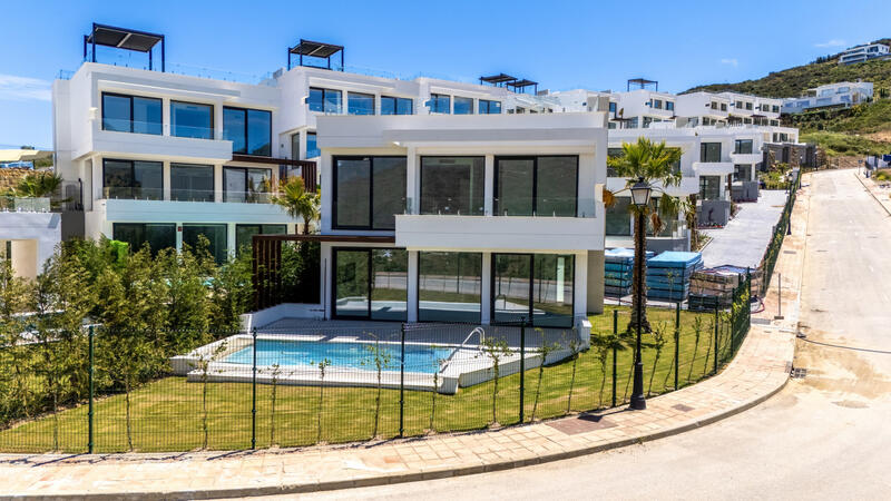 Villa for sale in Mijas Costa, Málaga