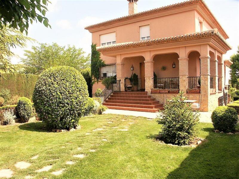 Villa en venta en Cullar Vega, Granada