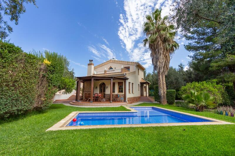 Villa en venta en El Valle, Granada