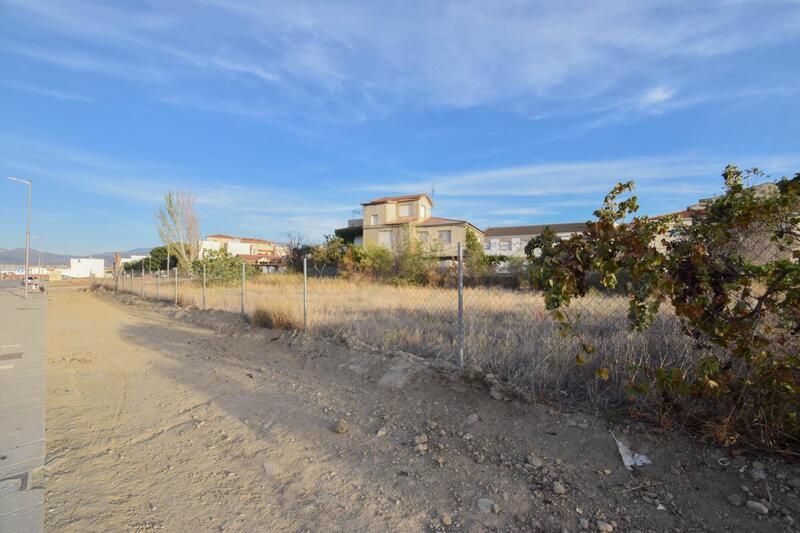 Land for sale in Churriana de la Vega, Granada