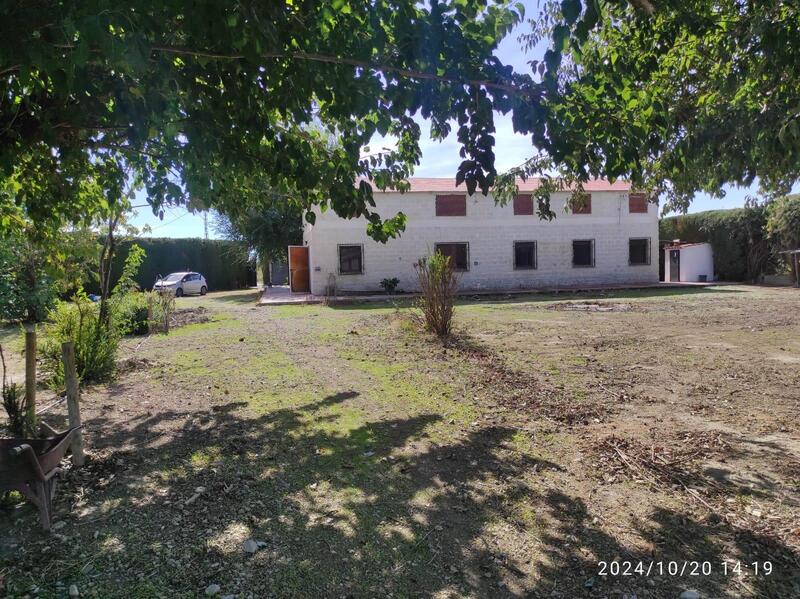 Auberge à vendre dans Fuente Vaqueros, Granada