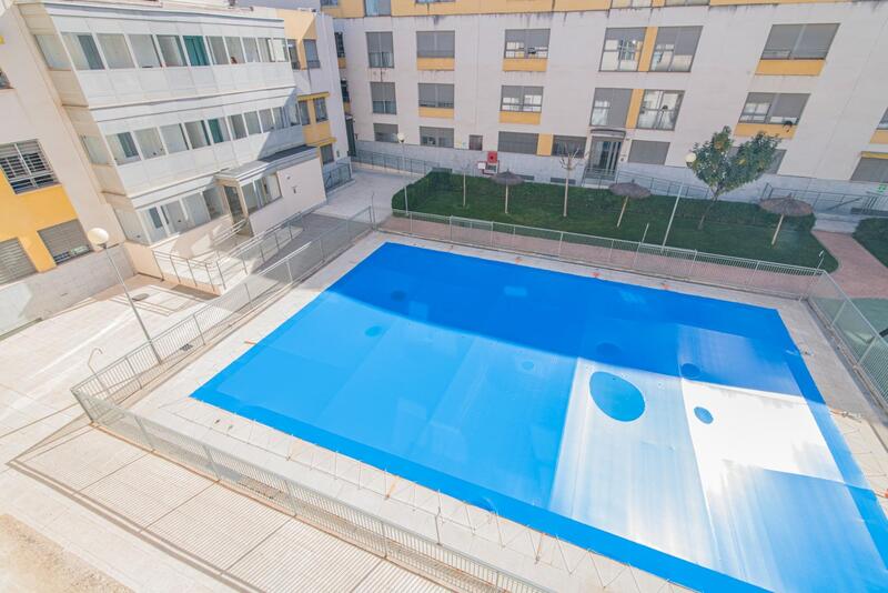 4 bedroom Apartment for sale