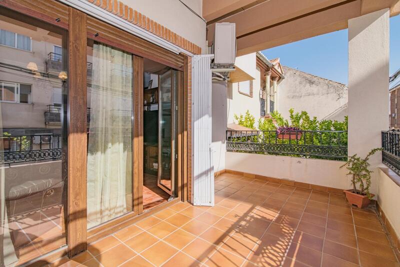 Villa for sale in Churriana de la Vega, Granada