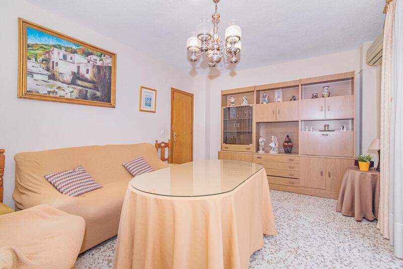 3 bedroom Apartment for sale