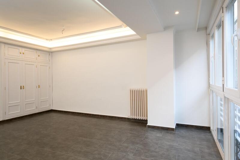 4 slaapkamer Appartement Te koop