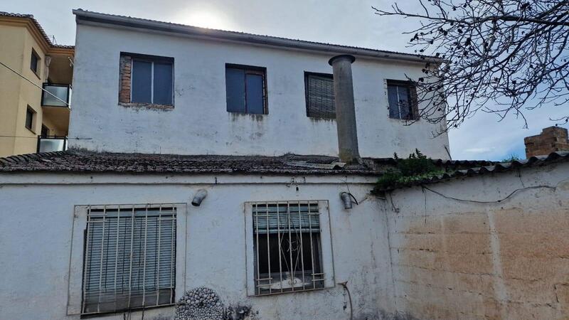 3 bedroom Country House for sale