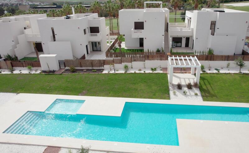 Villa Te koop in Algorfa, Alicante