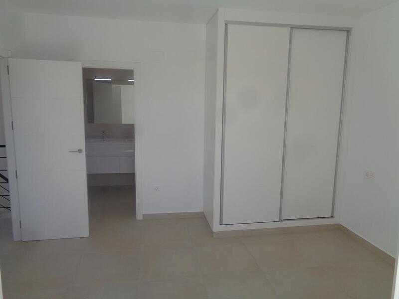 4 Cuarto Villa en venta