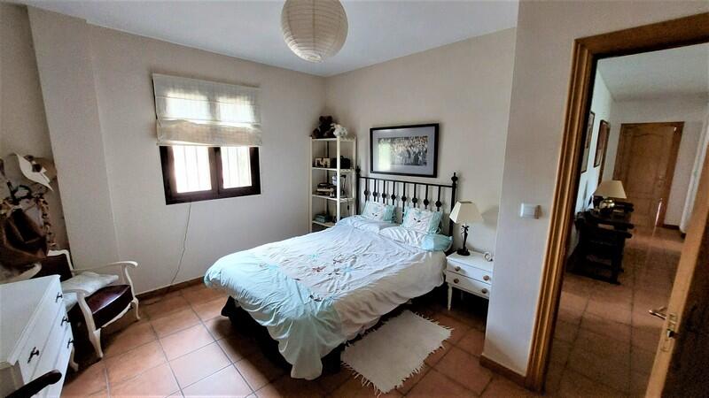 3 bedroom Country House for sale