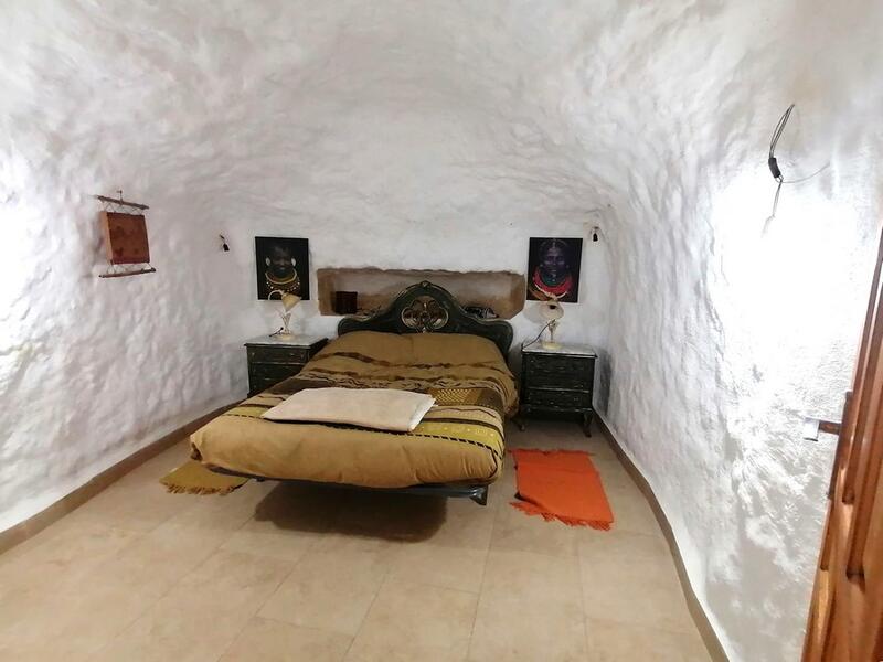 3 Cuarto Casa Cueva en venta