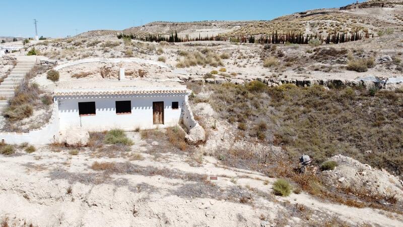 5 bedroom Cave House for sale