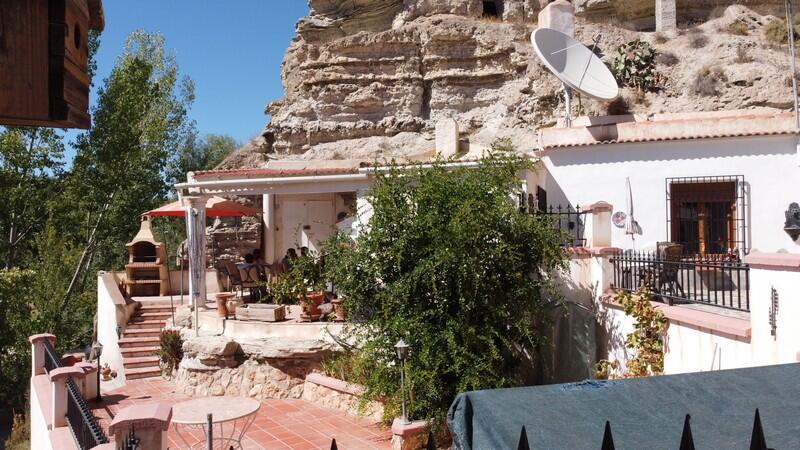 Höhlenhaus zu verkaufen in Castillejar, Granada