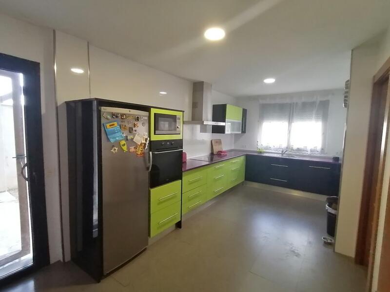 3 slaapkamer Landhuis Te koop