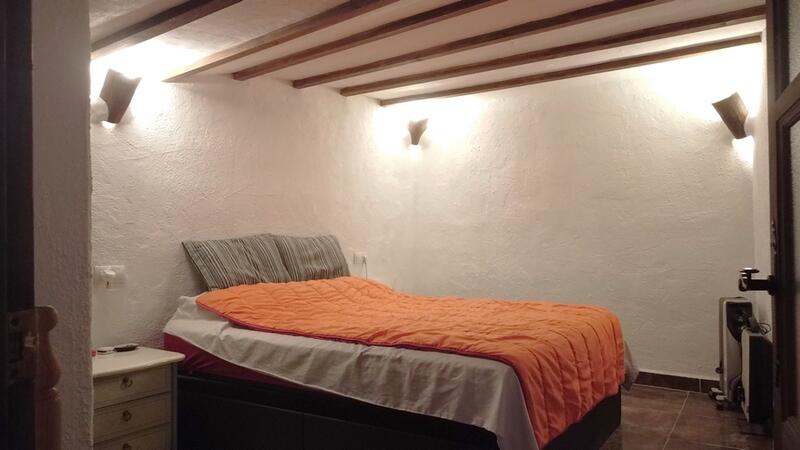 3 chambre Maison Troglodyte à vendre