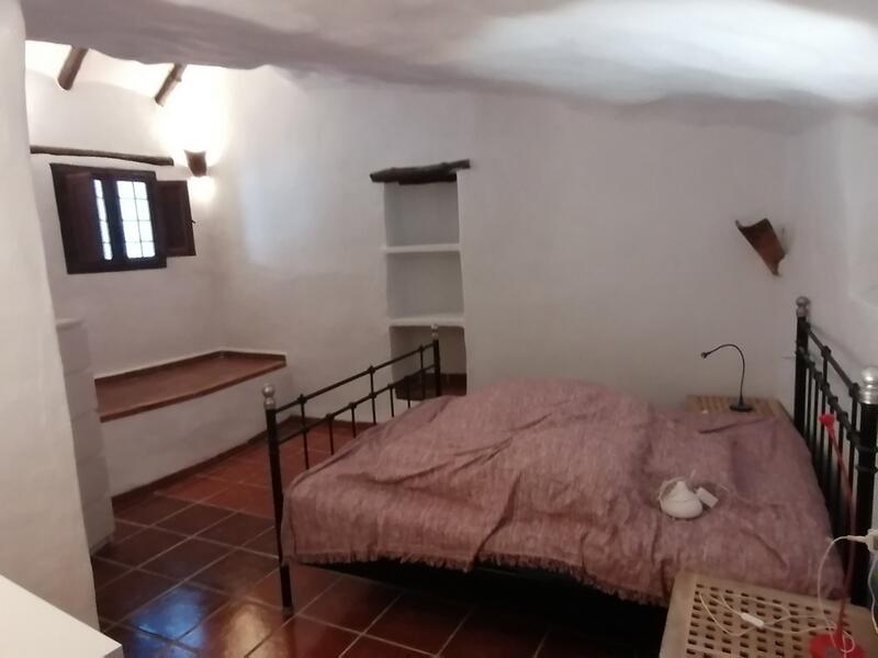 3 chambre Maison Troglodyte à vendre