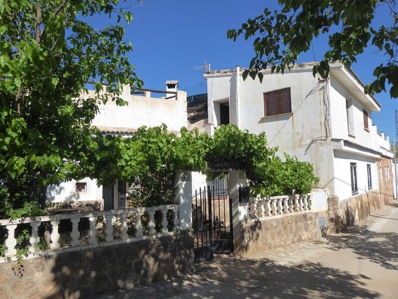 Höhlenhaus zu verkaufen in Gor, Granada