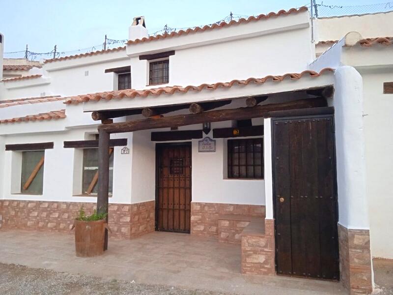 4 Cuarto Casa Cueva en venta