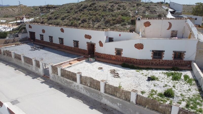 Maison Troglodyte à vendre dans Baza, Granada