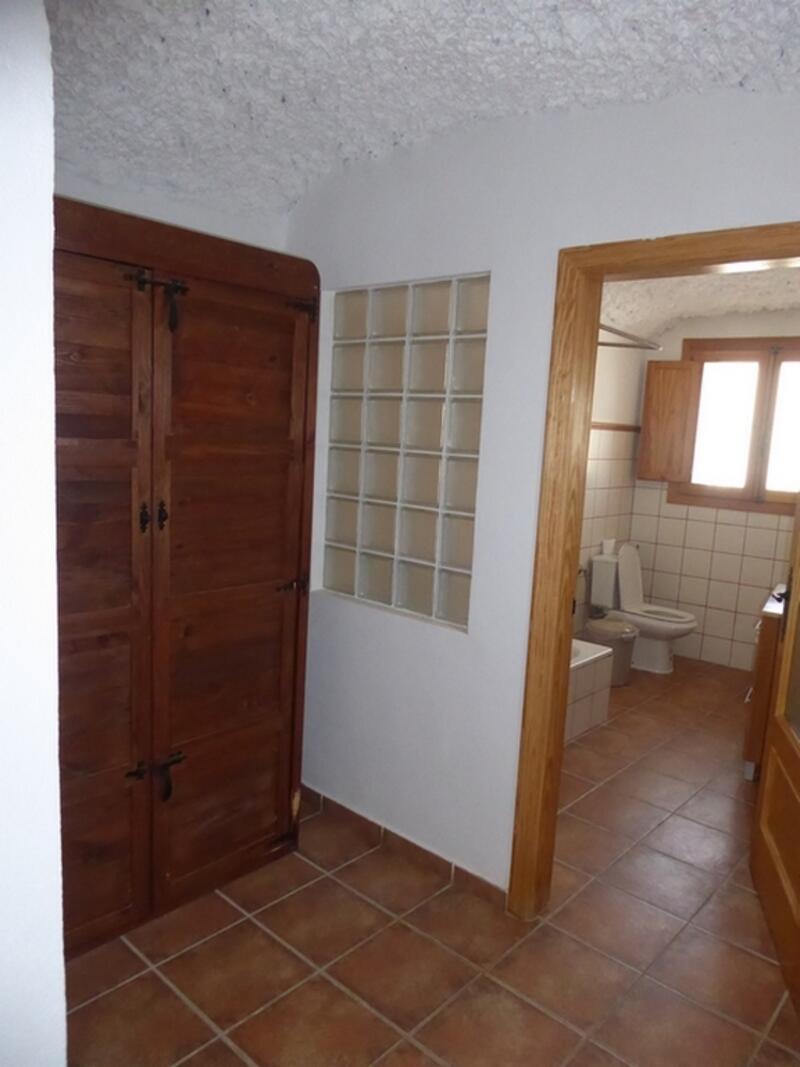 3 chambre Maison Troglodyte à vendre