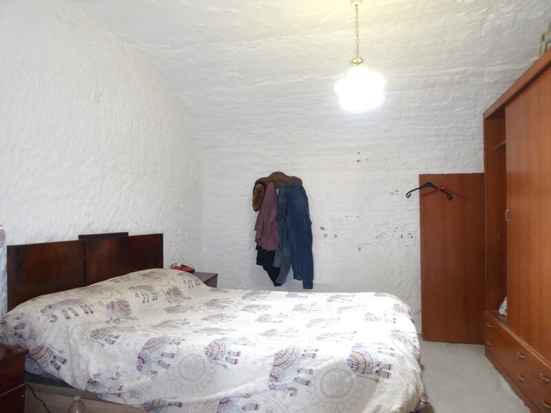 4 chambre Maison Troglodyte à vendre