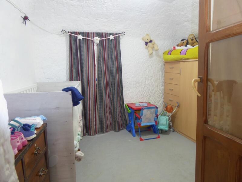 4 chambre Maison Troglodyte à vendre