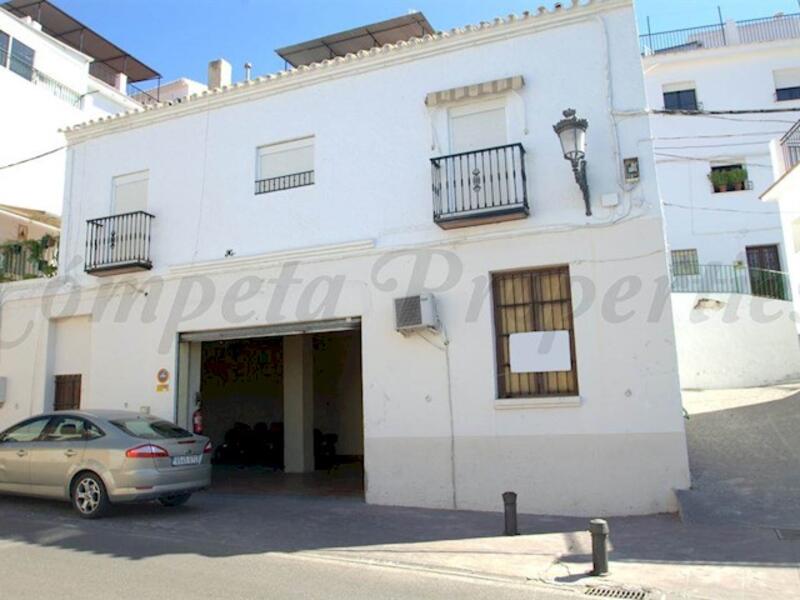 Erhvervsejendom til salg i Torrox, Málaga