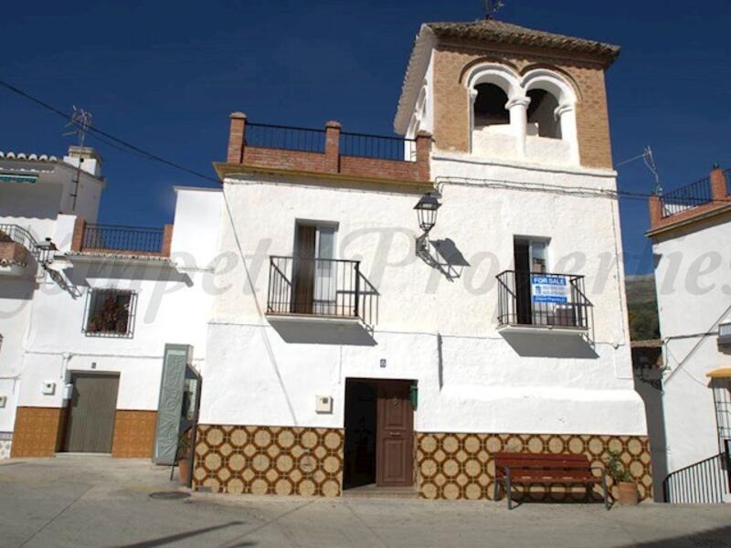 Byhus til salg i Sedella, Málaga