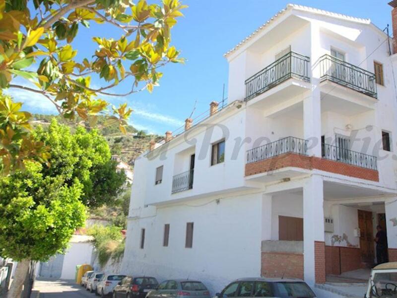 Maison de Ville à vendre dans Canillas de Aceituno, Málaga