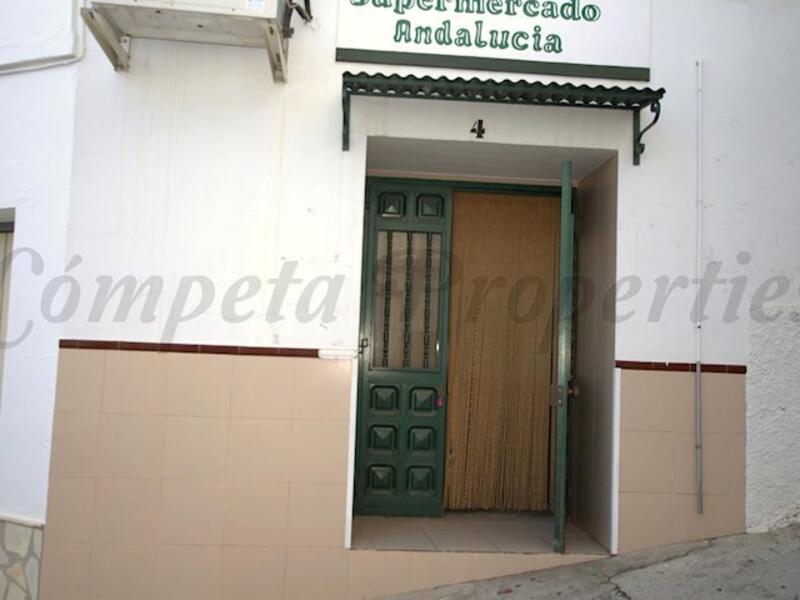 Commercieel vastgoed Te koop in Competa, Málaga