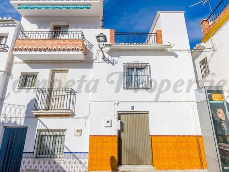 Byhus til salg i Sedella, Málaga