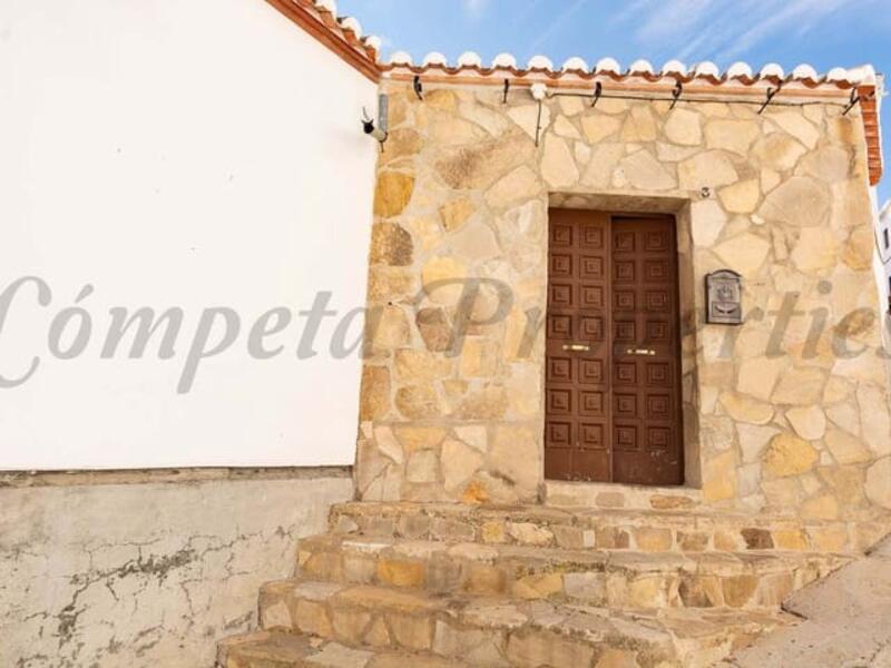 Townhouse for sale in Ardales, Málaga