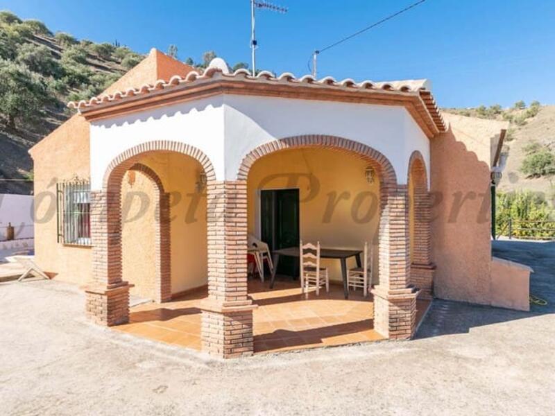 3 bedroom Villa for Long Term Rent