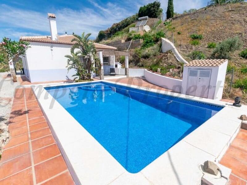 Villa zu verkaufen in Canillas de Albaida, Málaga