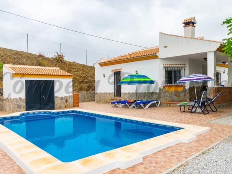 Villa en venta en Salares, Málaga