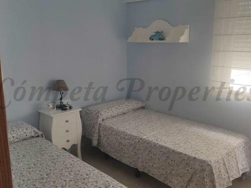 3 bedroom Apartment for Long Term Rent