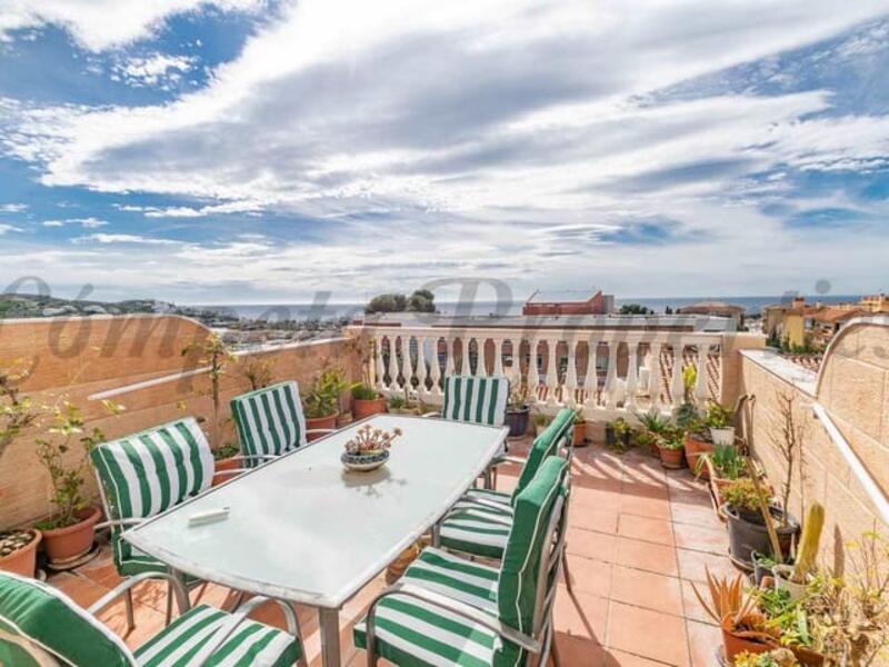 Apartamento para alquiler a largo plazo en Torrox, Málaga