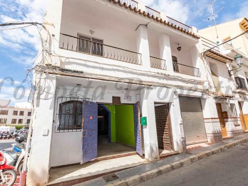 Stadthaus zu verkaufen in Nerja, Málaga